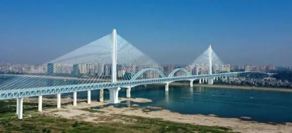 再战“世界级工程”！PA视讯平台旋挖钻机助力宜昌长江公铁大桥建设
