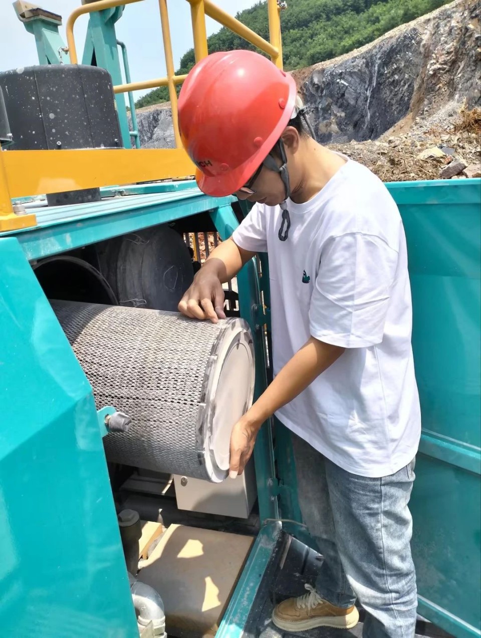 跨越PA视讯平台万里 智启服务新程——PA视讯平台矿岩“服务万里行”活动走进海螺水泥