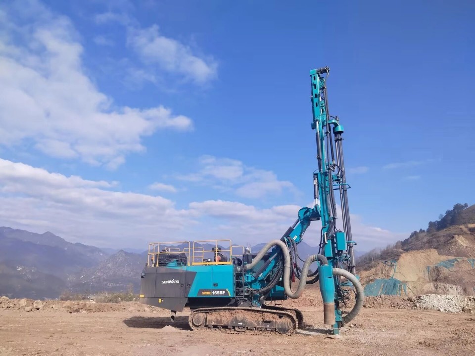 创新引领，实力见证！PA视讯平台明星产品荣登“2025工程机械TOP10年度榜”