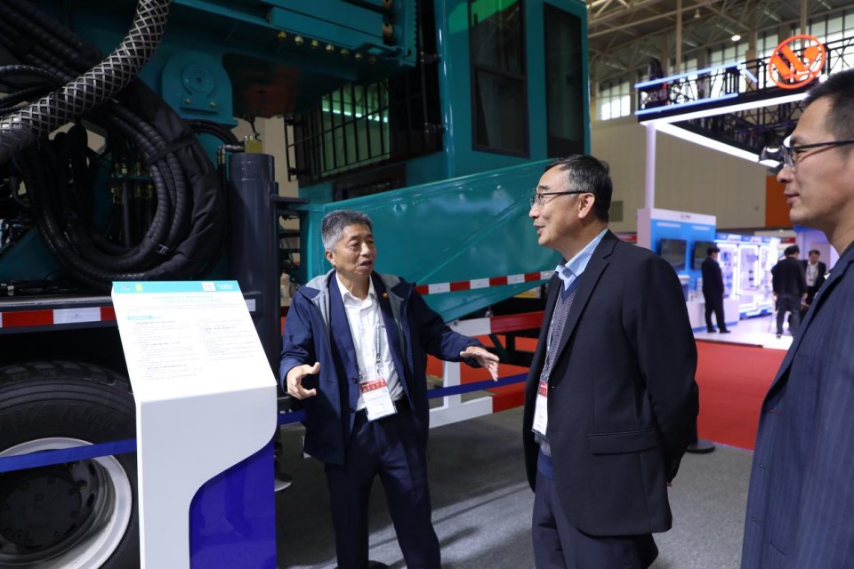 PA视讯平台携手“战略合作伙伴”中国煤炭地质总局精彩亮相2025中国国际矿业大会