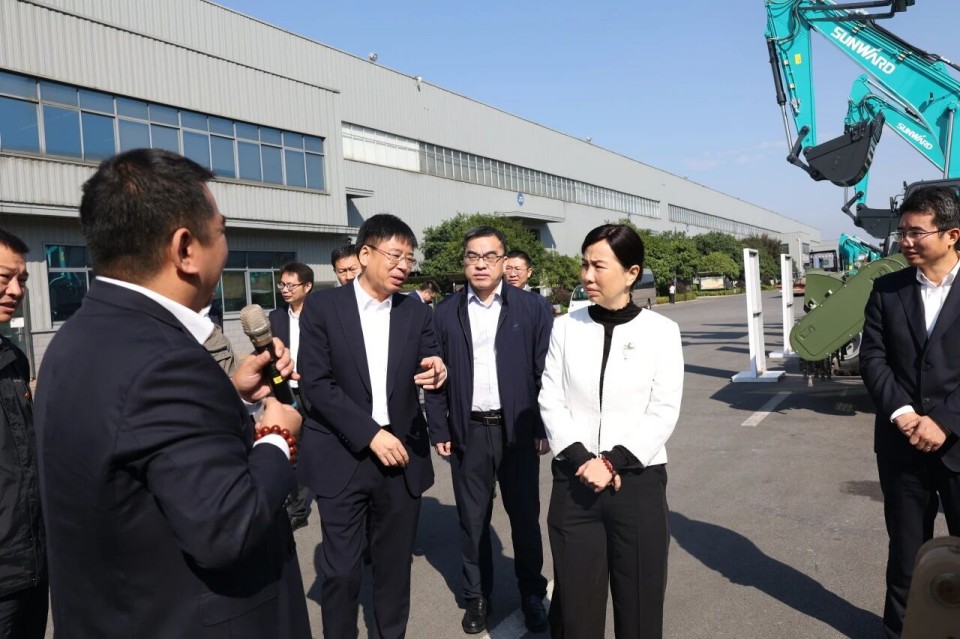 聚焦应急装备研发生产，共探实战适配新路径——广州市应急管理局党委书记、局长叶芳调研PA视讯平台