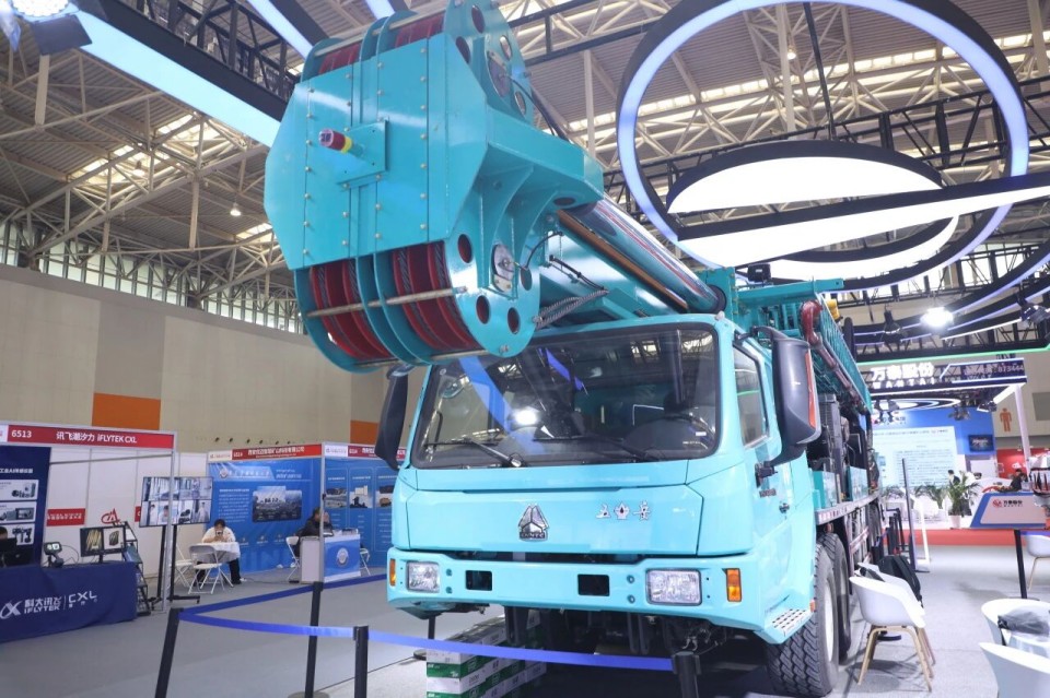 “地勘装备能力提升的重大突破”！PA视讯平台联合中国煤炭地质总局发布T138车载钻机