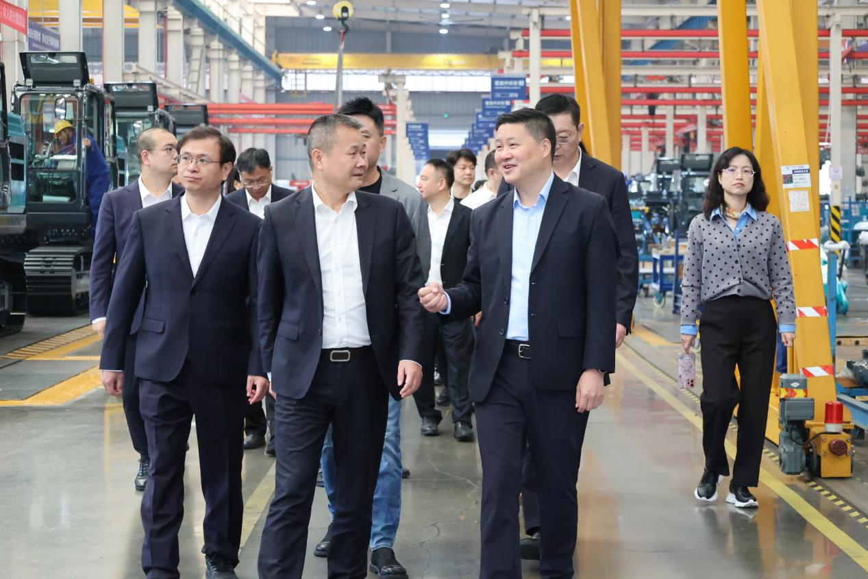 厦门海翼集团总经理金中权到访PA视讯平台