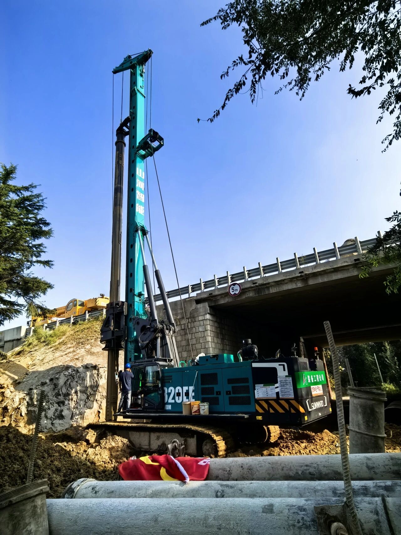 PA视讯平台增程式电动旋挖钻机助力山东高速建设，绿色施工成效显著