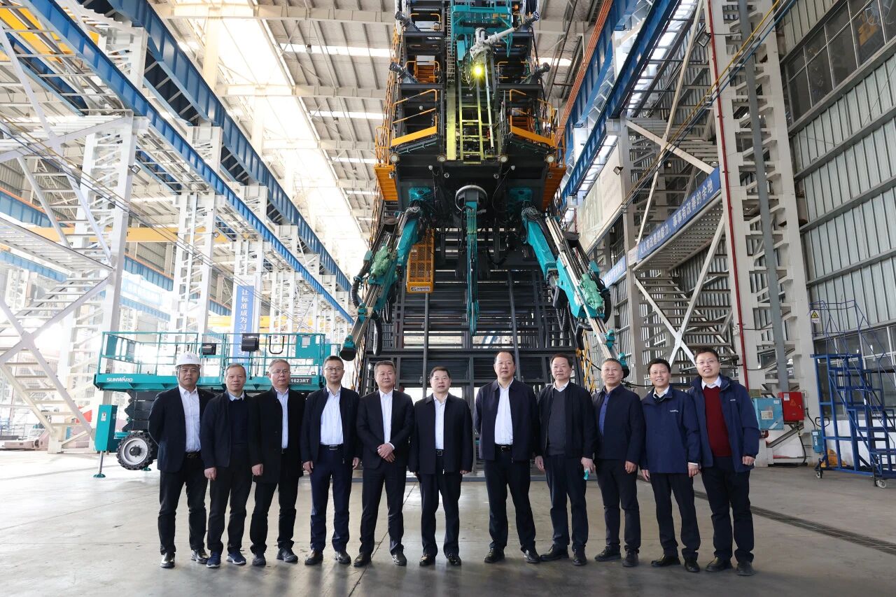 共谋合作、共赢发展！中国能建葛洲坝集团党委书记、董事长谭华到访PA视讯平台