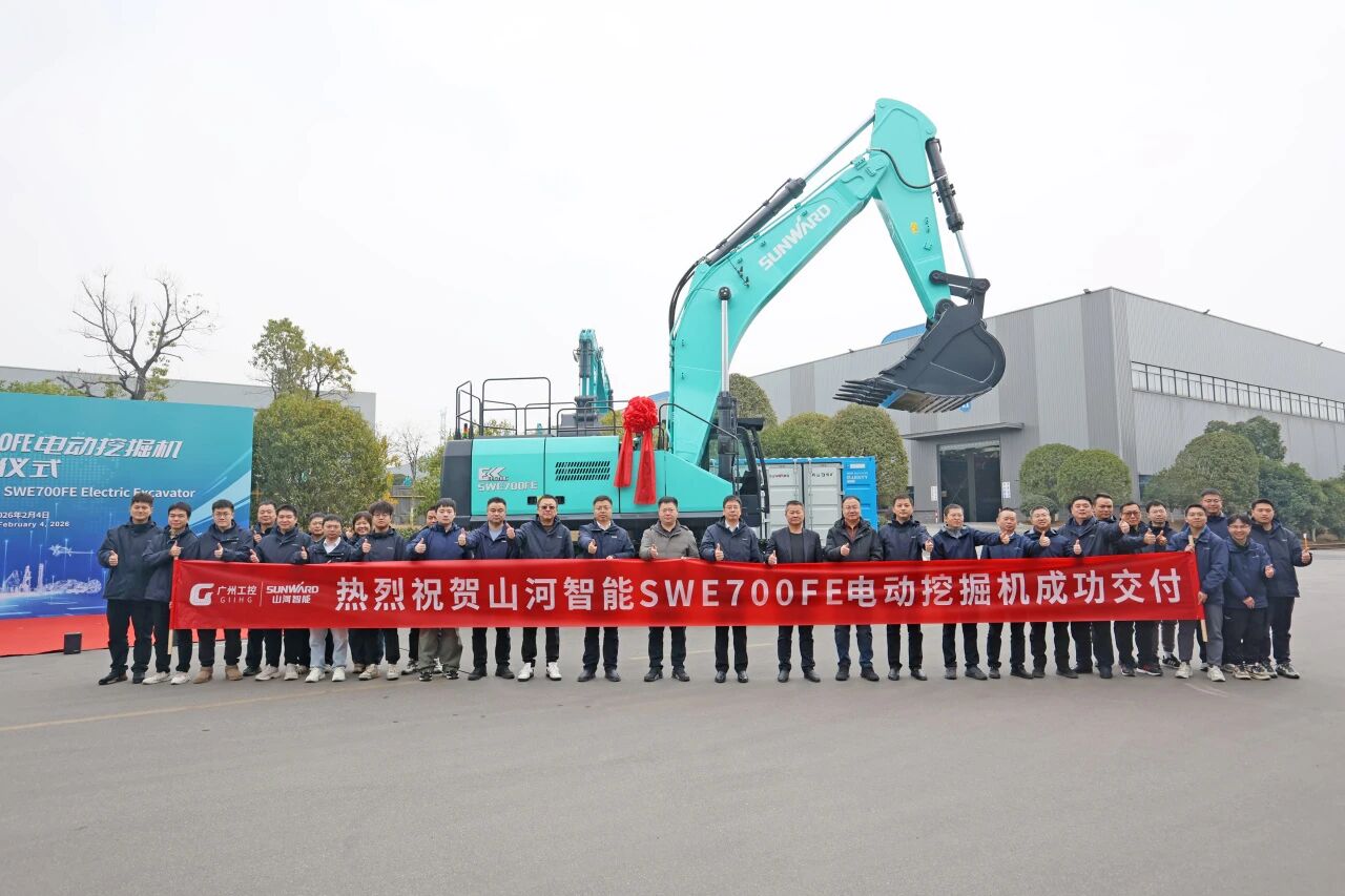 PA视讯平台SWE700FE电动挖掘机成功交付，助力打造绿色智慧矿山