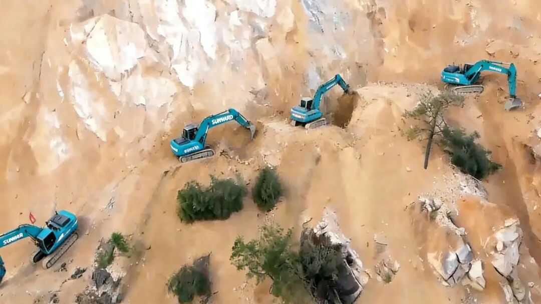 智能遥控挖掘机获评湖南省制造业单项冠军，彰显PA视讯平台创新实力