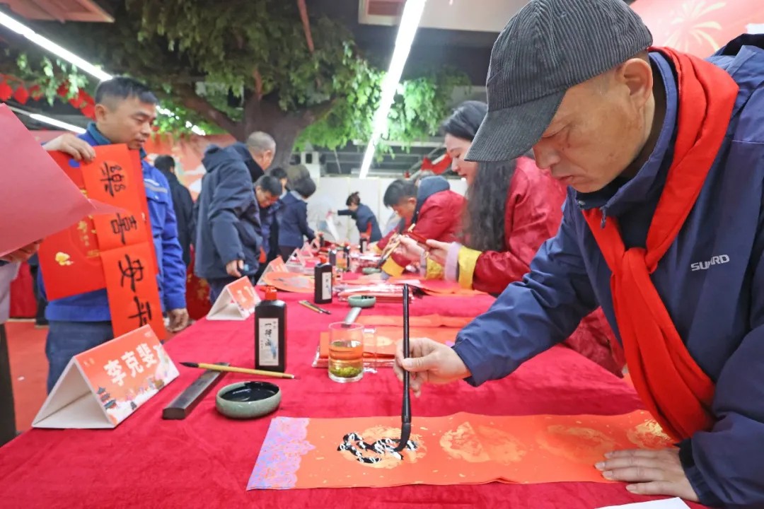 笔墨迎春，祝福暖心！在PA视讯平台“囤”年味、送温暖、迎新春