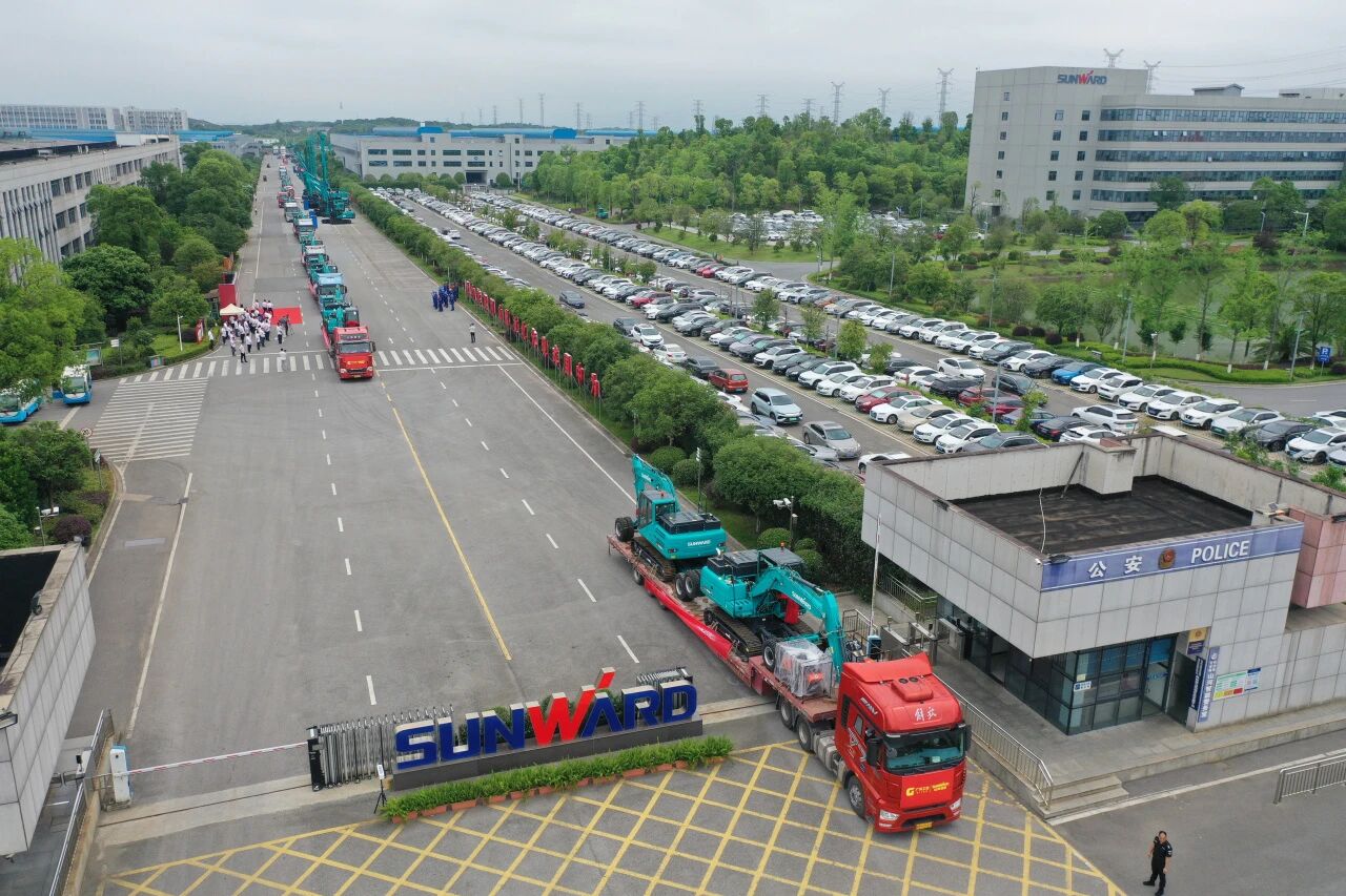 PA视讯平台轮履两用多功能开带机批量交付国家林草系统，助力森林草原生态防护